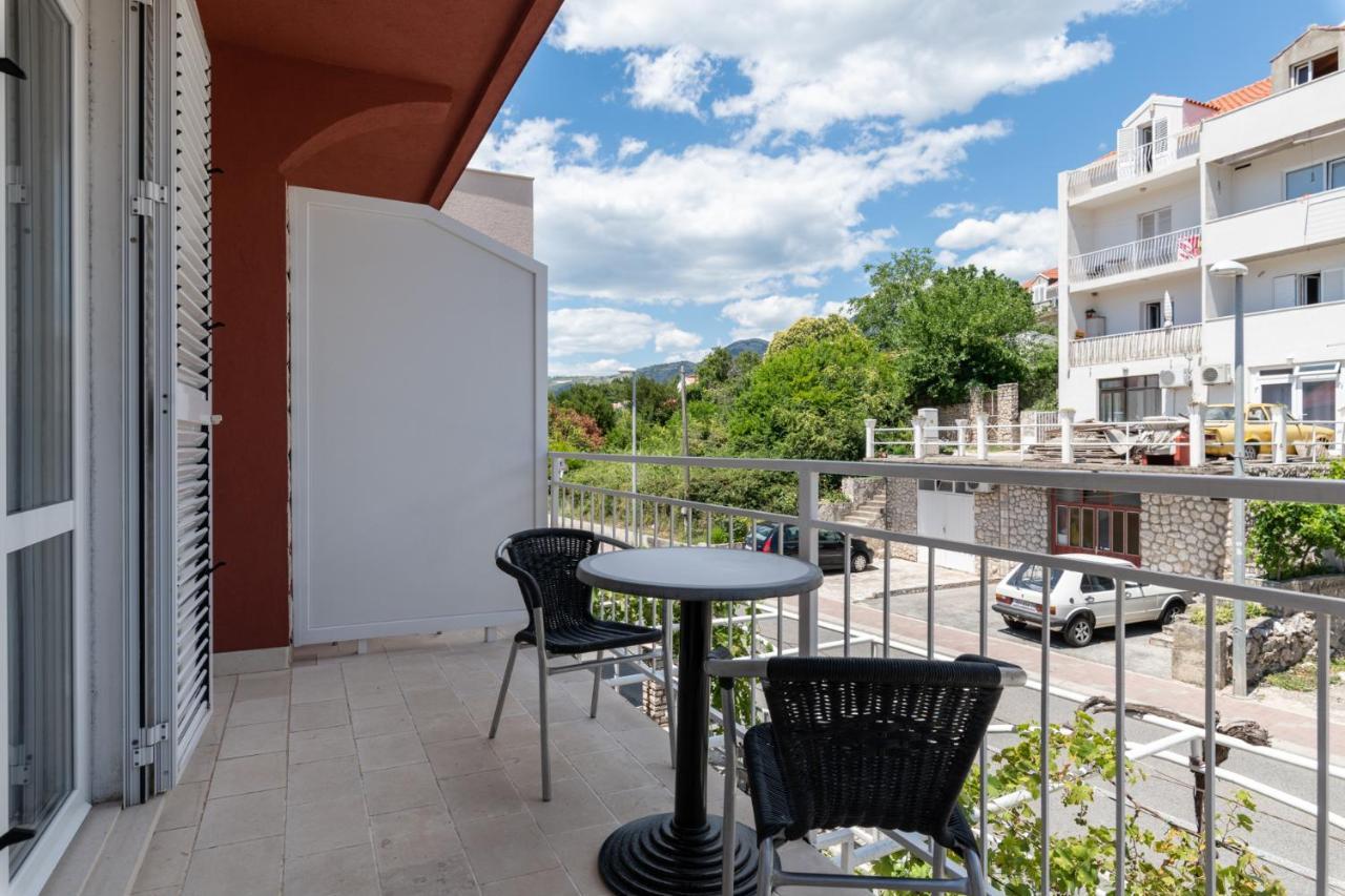 Studio Apartment Boksic Mlini Exterior photo